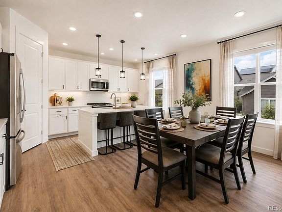 4th image of 8087 Mount Kataka Street