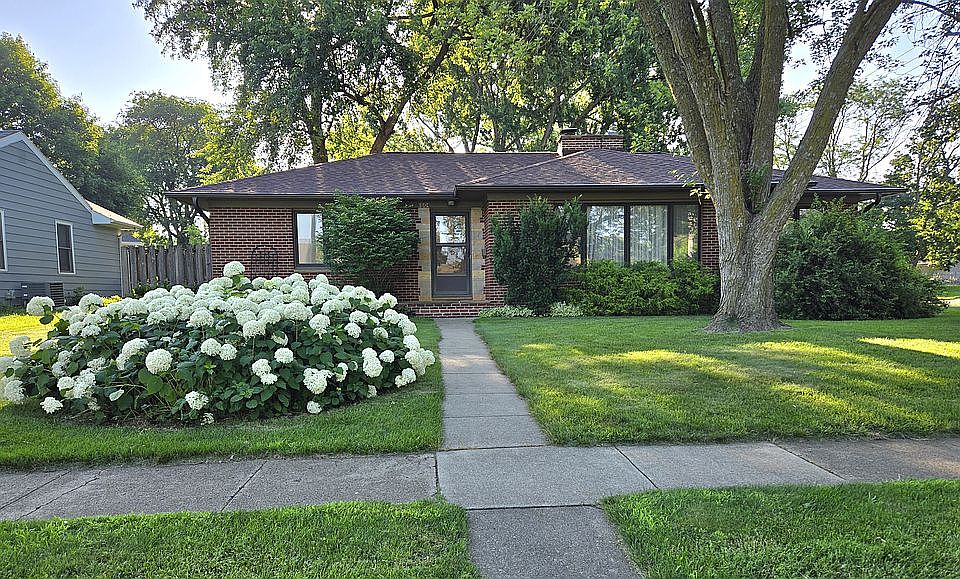 Beautiful Turn Key Home!