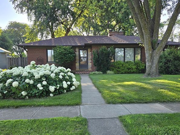 1604 Clark Ave