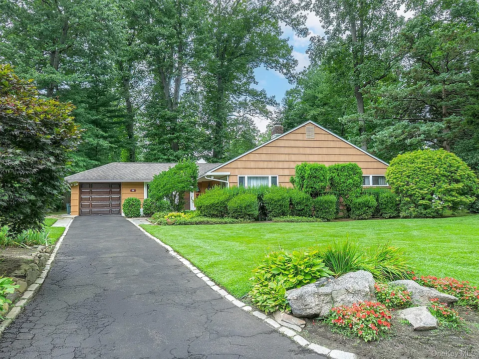 7 Appletree Ln