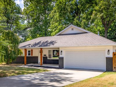 1901 S Sieger Drive, Springfield, MO, 65804