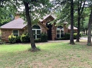 520 Acorn Dr, Decatur, TX 76234