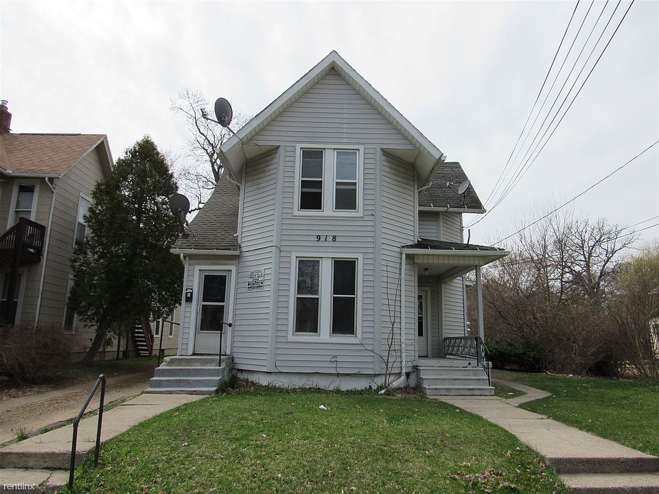 918SJacksonUpperFrontPRIMARY