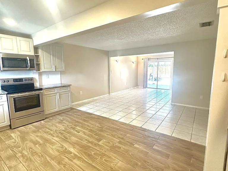 2169 Alicia Dr #A — Photo 10