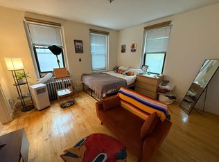 64 Queensberry St APT 114, Boston, MA 02215