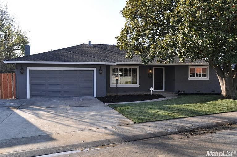 1st image of 3226 Sheridan Way
