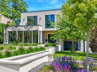 921 Sheridan Rd, Glencoe, IL 60022