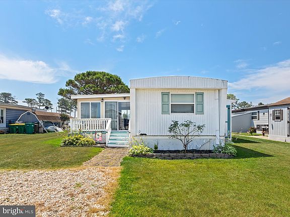 2nd image of 35562 Pine Dr #12985