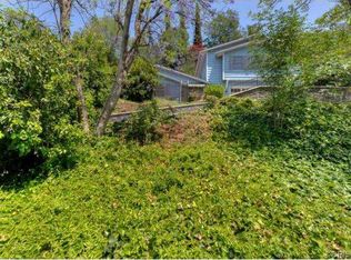 5466 Penfield Ave, Woodland Hills, CA 91364