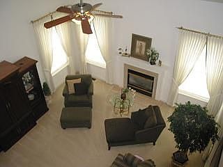 Dramatic 2-story ceiling