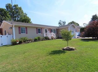1017 11th St, West Babylon, NY 11704