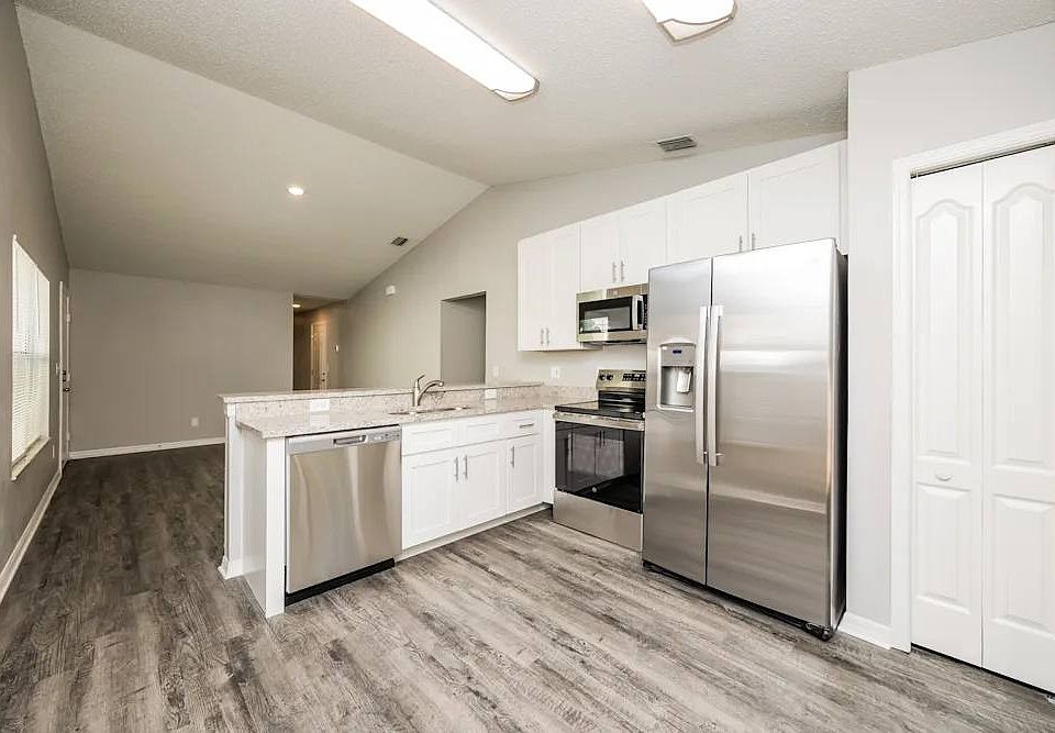 1st image of 2113 Longshore Dr
