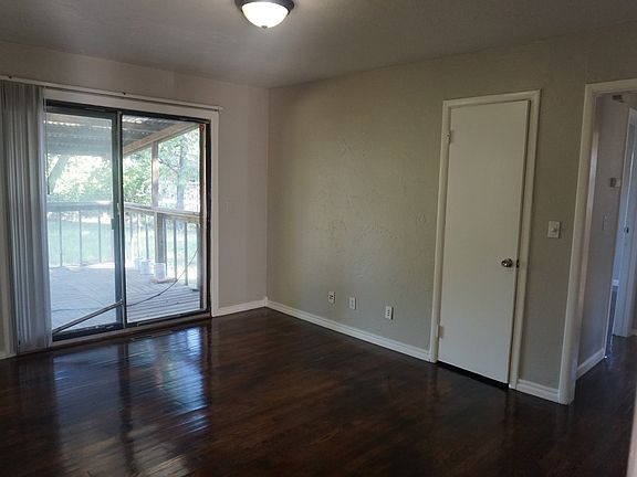 4th image of 4605 NW 11th St