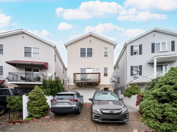 14 Elm Court image 1 of 12