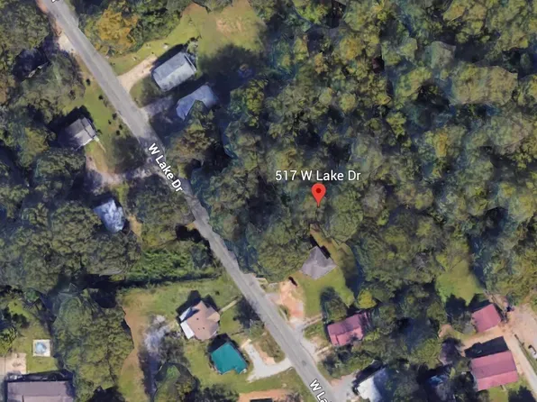 517 W Lake Dr #10, Bessemer, AL 35020