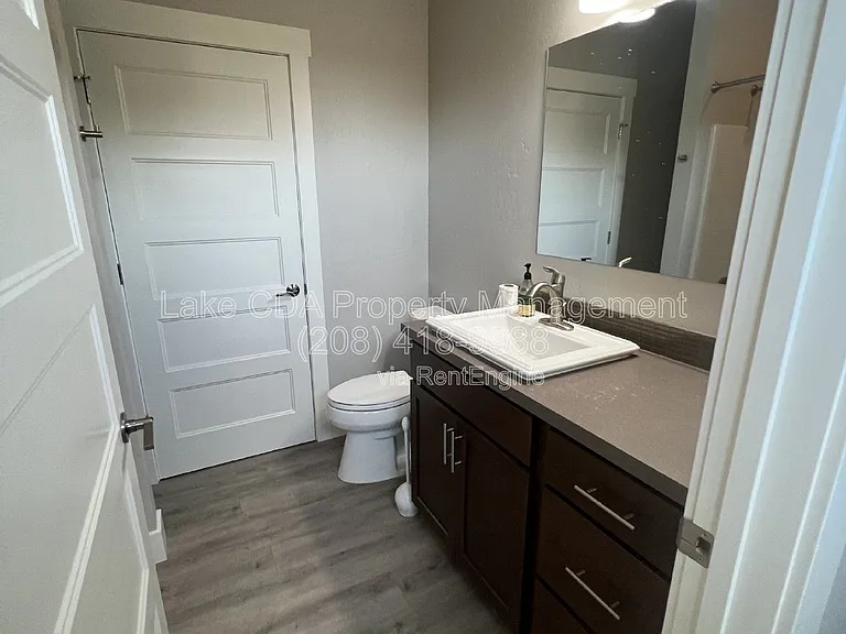 3343 N Rosalia Rd — Photo 4