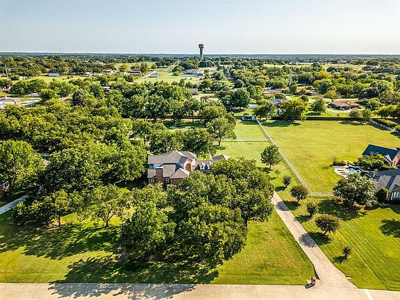 4th image of 6170 Oak Hollow Dr