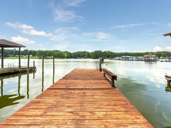 38 Coosa Island Cir, Cropwell, AL 35054