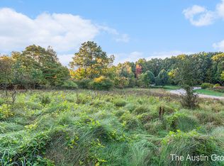 3632 Grand Bluffs Ct SW, Grand Rapids, MI 49534