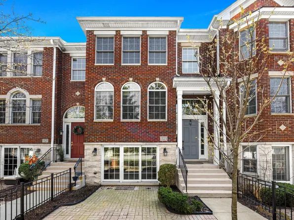 1123 Gilbert Ave, Downers Grove, IL 60515