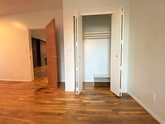 Rented by Keller Williams NYC | media 15