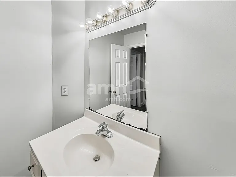 4238 Zephyrhills Dr NW — Photo 15