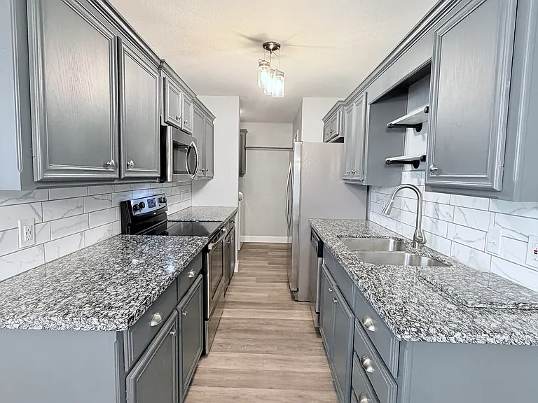 1817 Corpus Ave — Photo 5