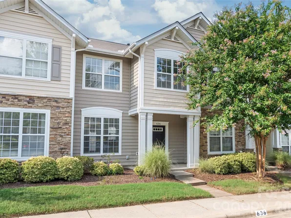 636 Brickdust Ct, Fort Mill, SC 29708
