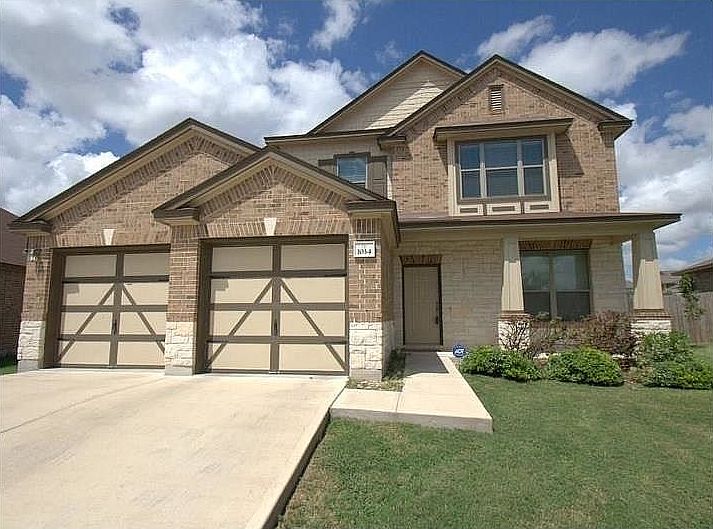 1st image of 1034 Hyde Park Dr