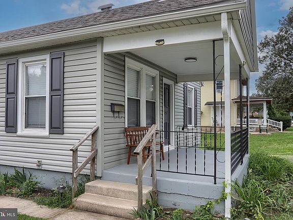 5th image of 1320 Harding Ave