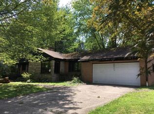 2239 Volney Rd, Youngstown, OH 44511