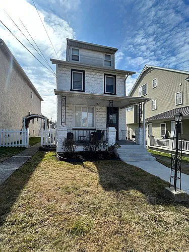 145 W 11th Ave #1 Photo 1