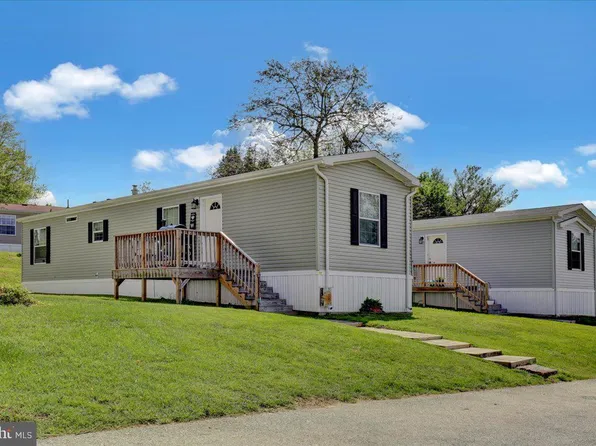 4 Ponderosa Ln, New Providence, PA 17560