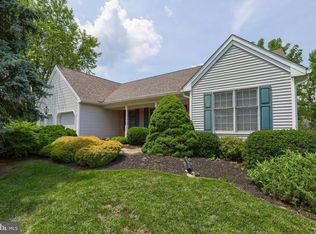 1010 Lehn Dr, Lancaster, PA 17601
