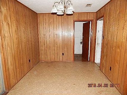 4th image of 3513 Baywood Dr
