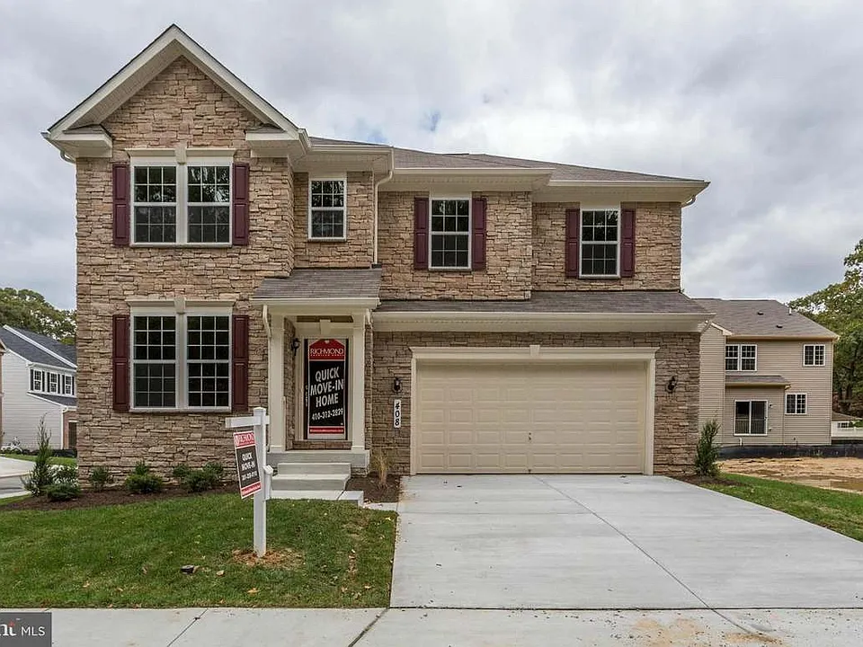 408 Saint Martins Choice Ln