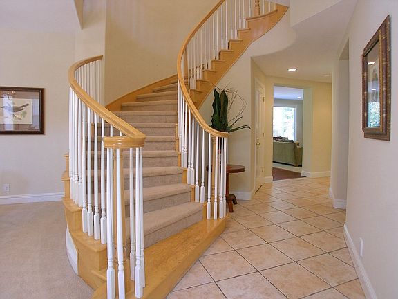 2nd image of 707 Iris Gardens Ct