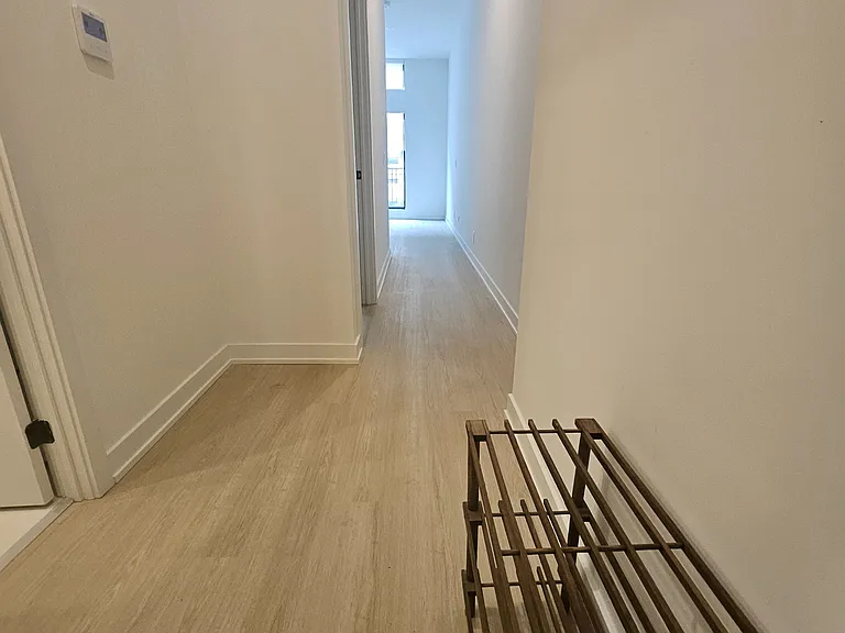 699 Sheppard Ave E #105 — Photo 5