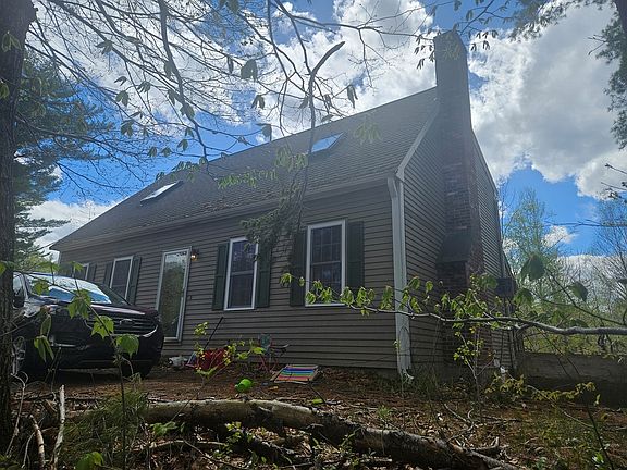 2nd image of 19 Southview Ln