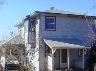110 Camp St, Bridgeport, TX 76426