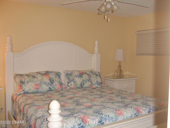 5th image of 1051 E Ocean Shore Blvd #901