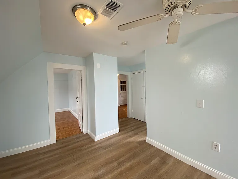 2484 Main St #3 — Photo 6