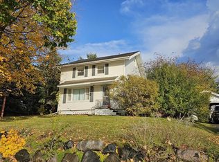 3149 Maple Grove Dr, Madison, WI 53719