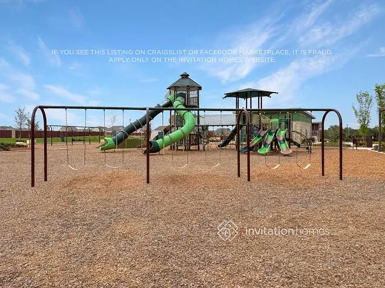 2409 Fleming Dr — Photo 22