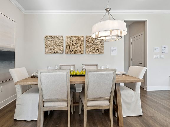 Elegant dining room