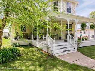 105 14th St, Dallas Center, IA 50063