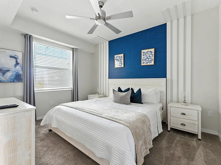 Paradox Cir — Photo 19