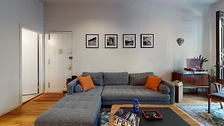 Rented by Bond New York