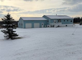 10680 Middle Rd, Dexter, NY 13634