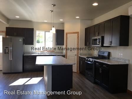3rd image of 2329 Aspen Grove Loop